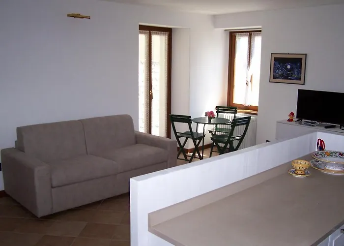 Contrada Vecchia فارينا