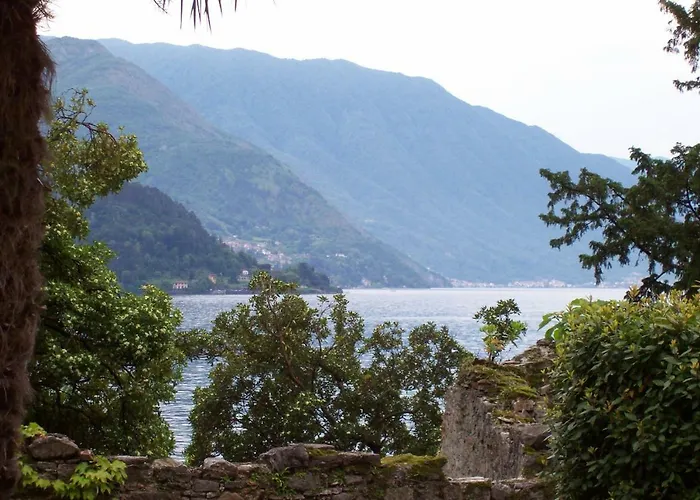 Contrada Vecchia Lägenhet Varenna